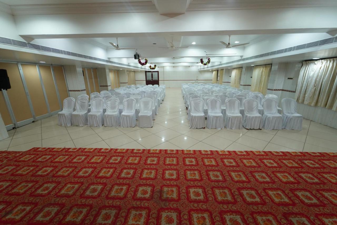 Hotel Palmyra Grand Inn Tirunelveli Dış mekan fotoğraf